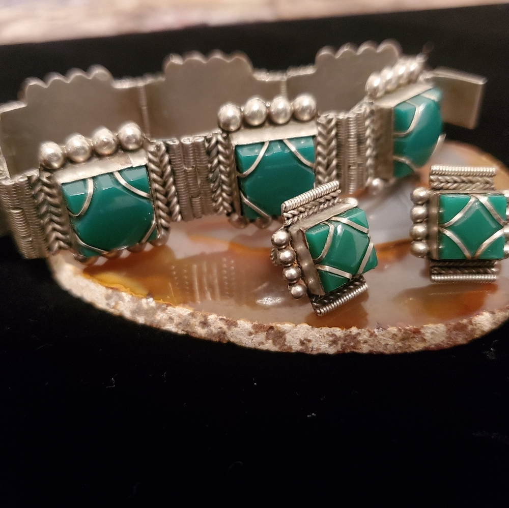 Vintage Alpaca Mexico green onyx set